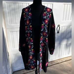 Floral Embroidered Black Kimono